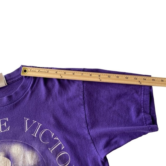 Vintage Minnesota Vikings Large (no size tag , see measurements) Shirt (1996) - Picture 9 of 9